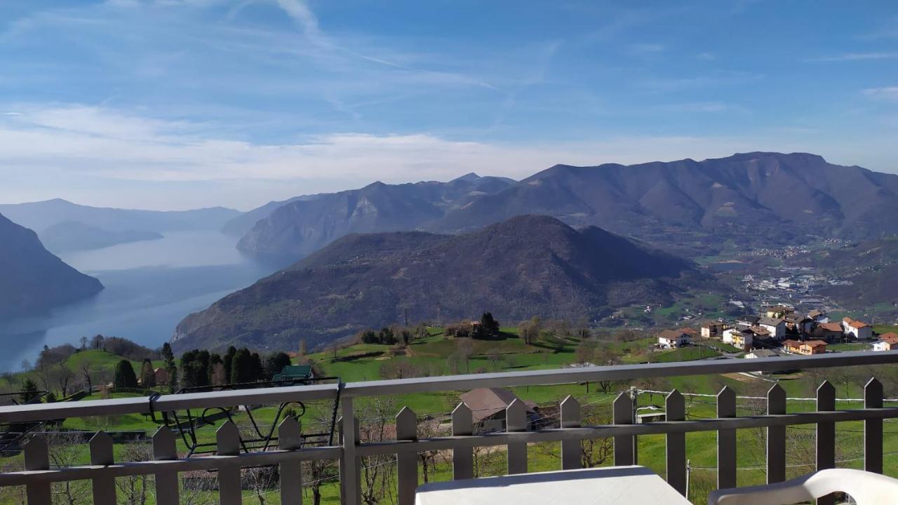 Panorama Verde Lago - Mountain Lake Iseo Hospitality Bossico Esterno foto